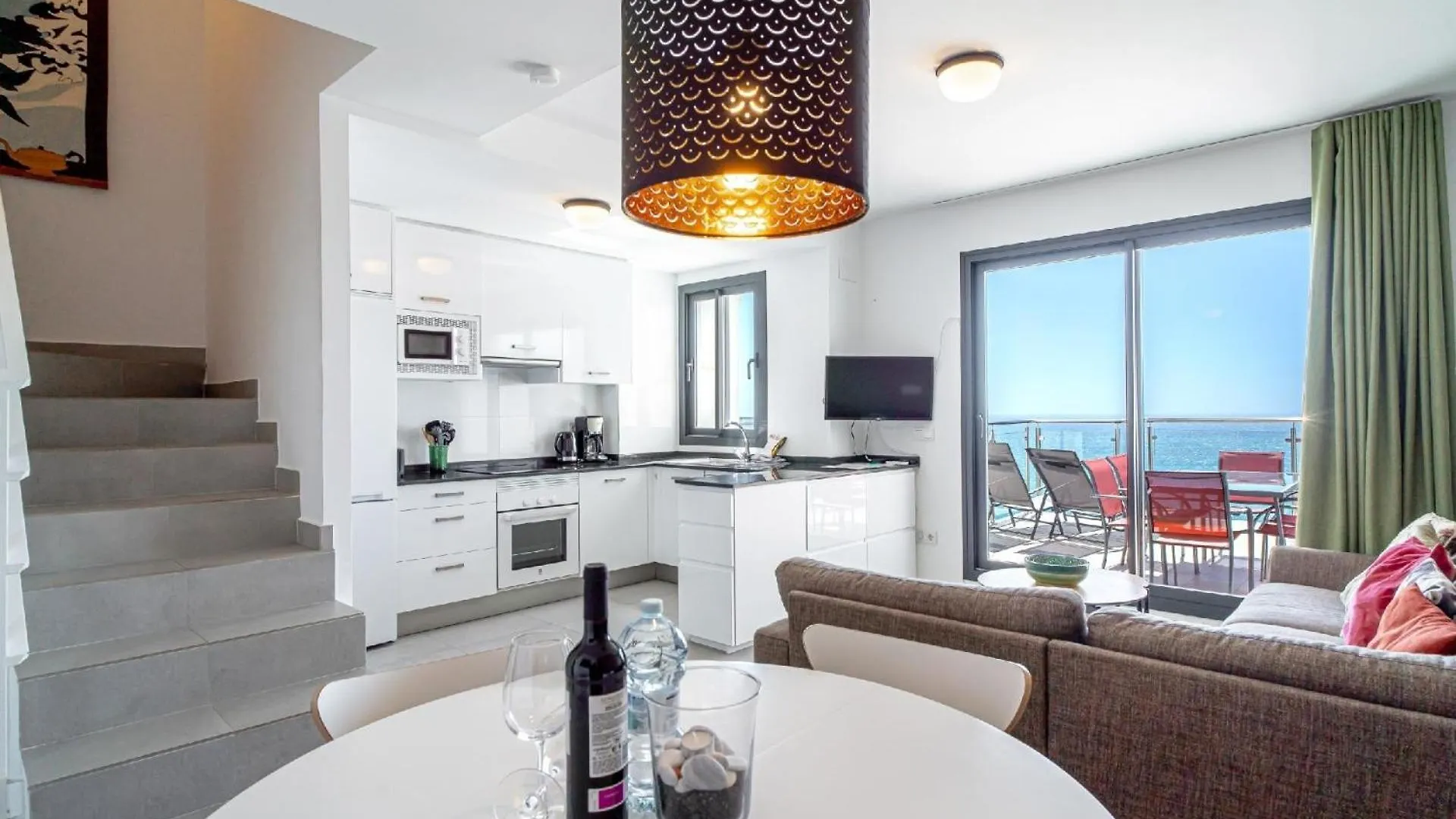 Apartment Ferienwohnung Fuer 6 Personen Ca 120 Qm In Nerja, Andalusien Costa Del Sol