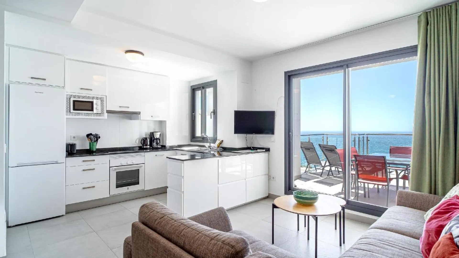 Ferienwohnung Fuer 6 Personen Ca 120 Qm In Nerja, Andalusien Costa Del Sol Nerja